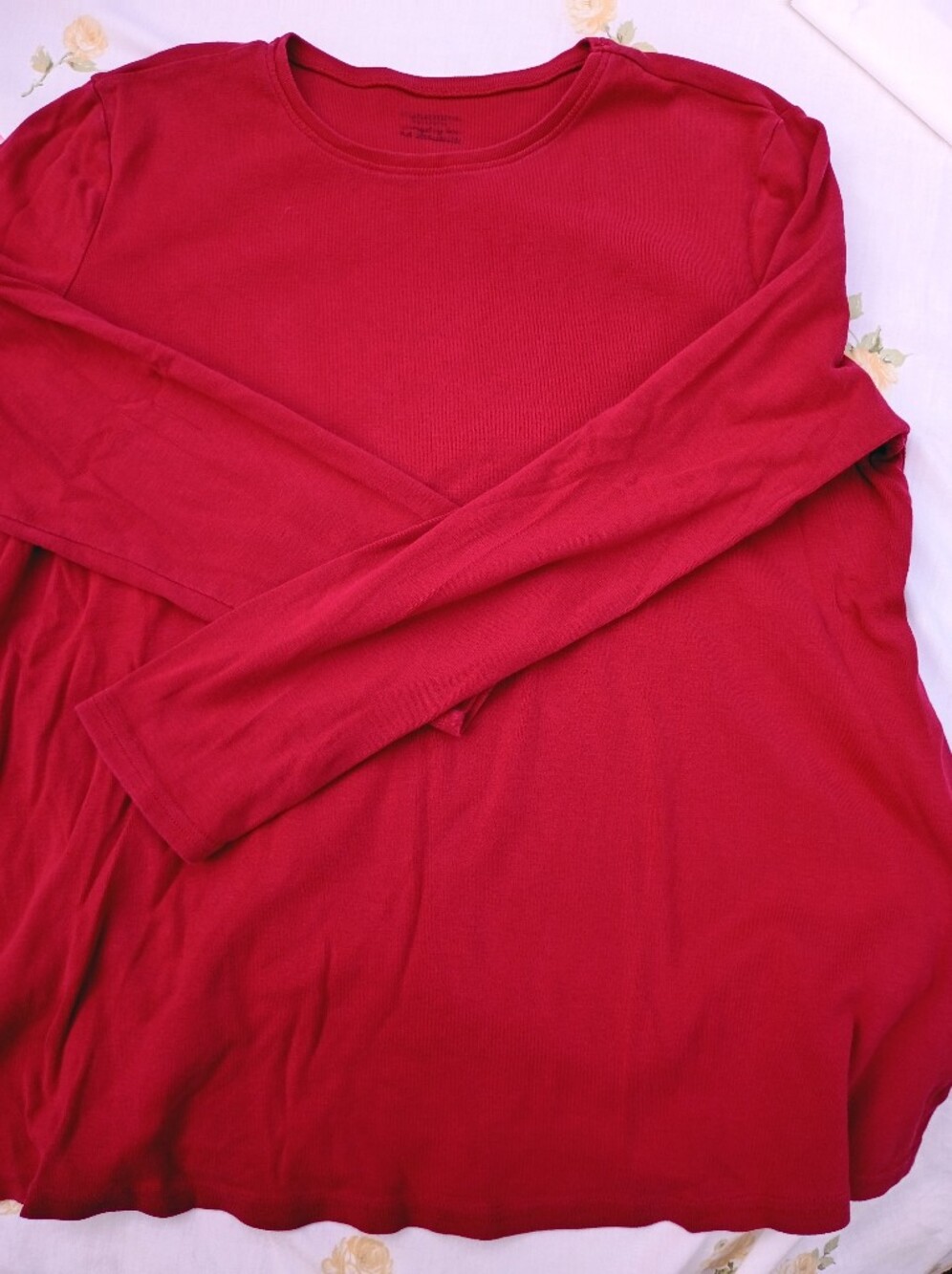 Women's Long-Sleeve Red Sleep Top
